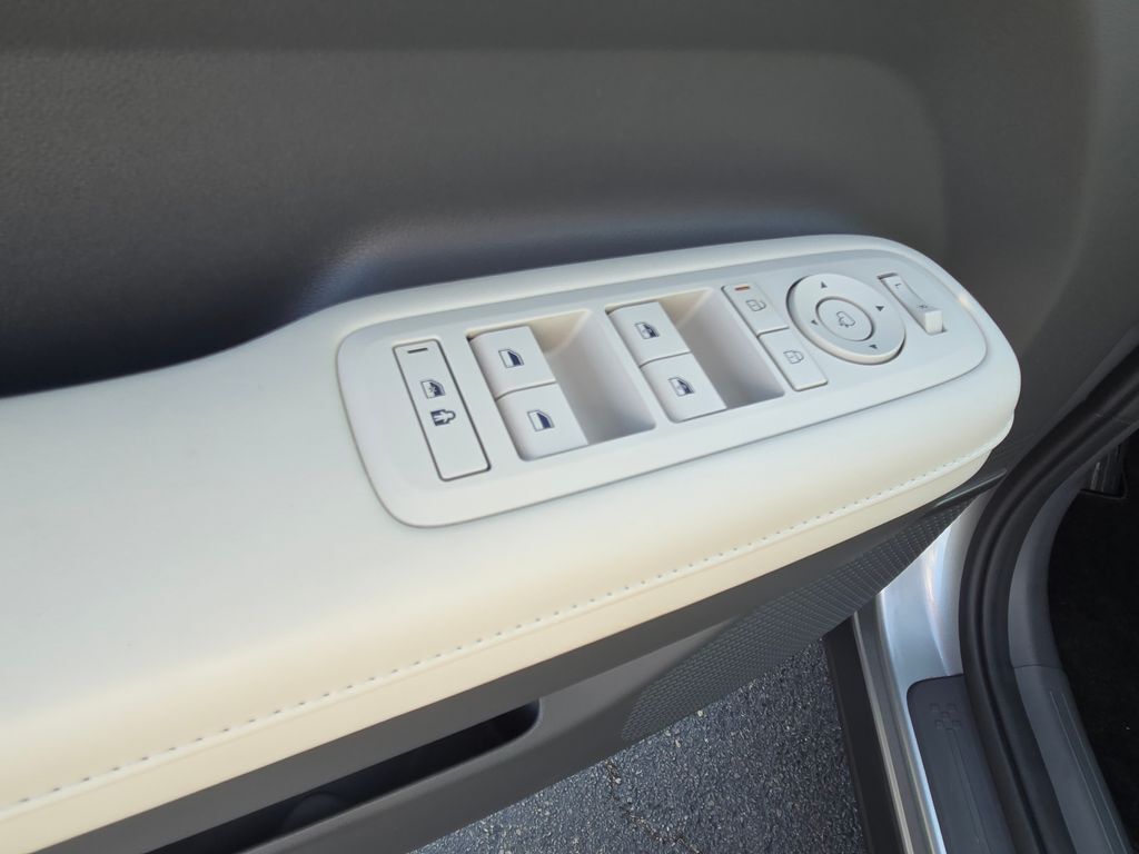 2024 Hyundai Santa Fe Limited photo 30