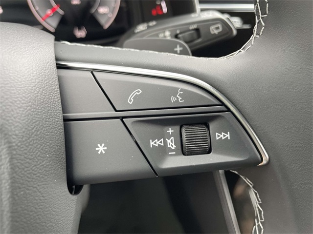 2025 Audi Q7 55 Premium Plus photo 25