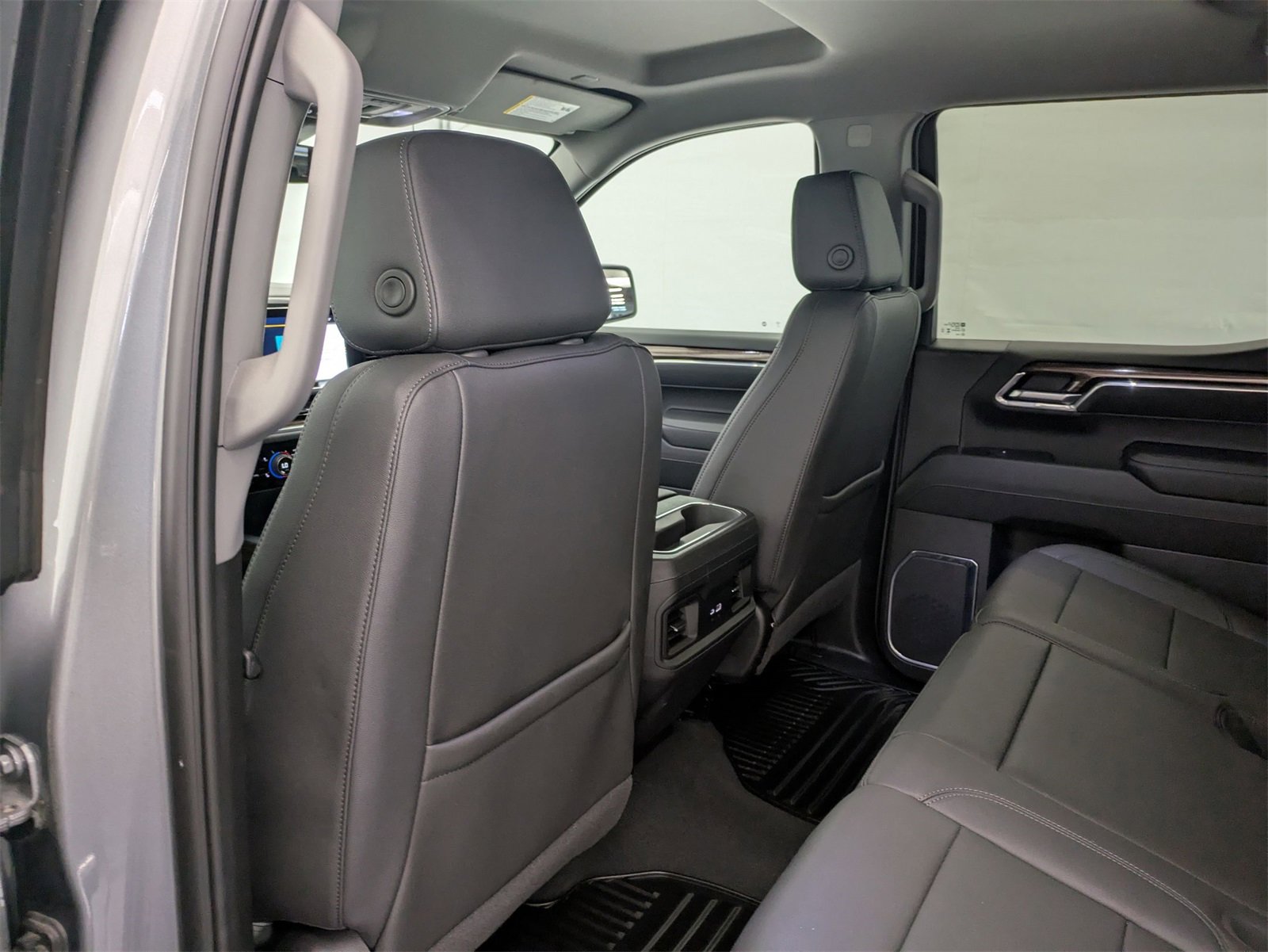 2025 Chevrolet Silverado 1500 LT photo 19