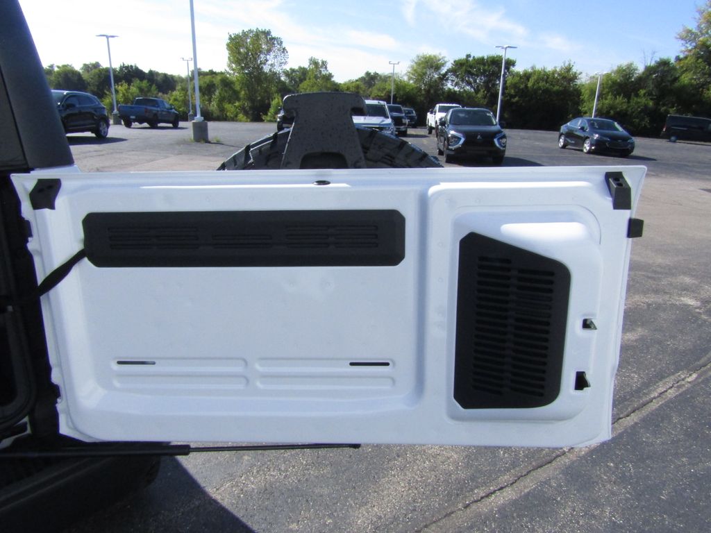 2025 Ford Bronco Big Bend photo 8