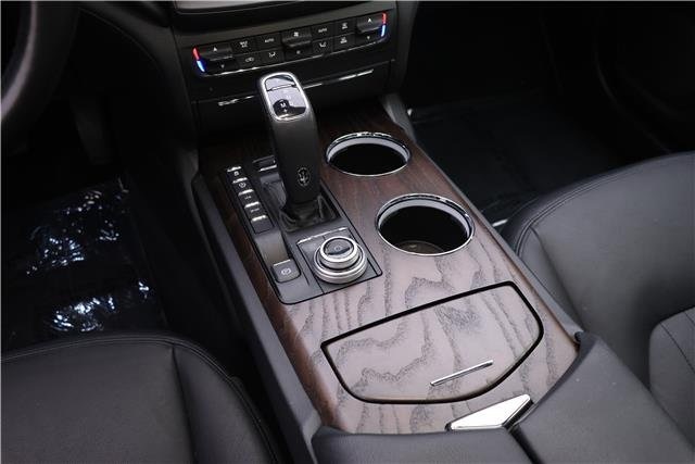 2019 Maserati Ghibli S Q4 photo 17