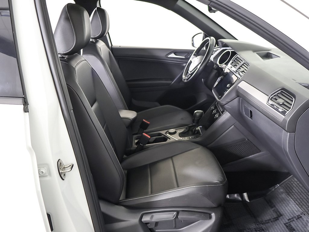 2021 Volkswagen Tiguan SE R-Line Black photo 32