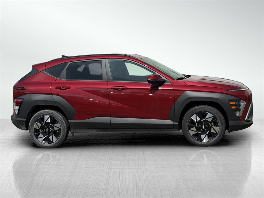 2025 Hyundai Kona SEL photo 3