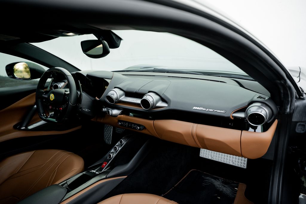 2018 Ferrari 812 Superfast photo 41