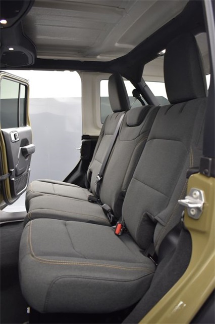 2025 Jeep Wrangler photo 10