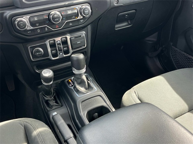 2021 Jeep Gladiator Sport photo 16