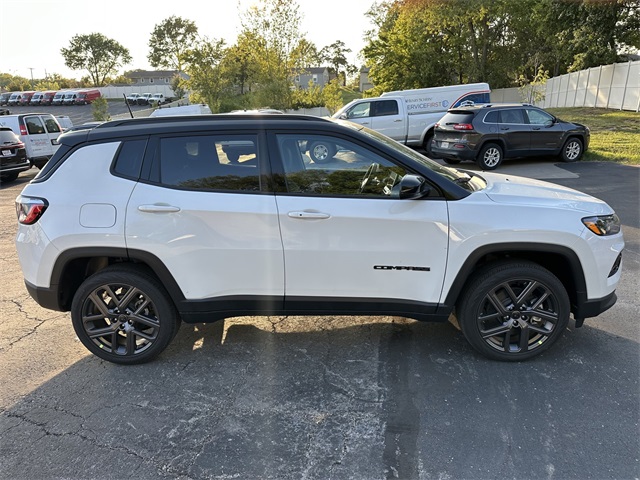 2026 Jeep Compass Limited photo 4