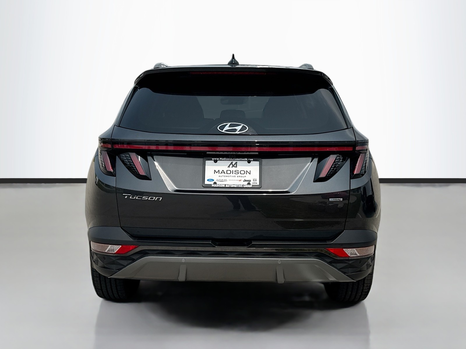 2023 Hyundai Tucson Limited photo 2