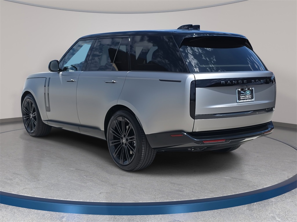 2025 Land Rover Range Rover SE photo 7