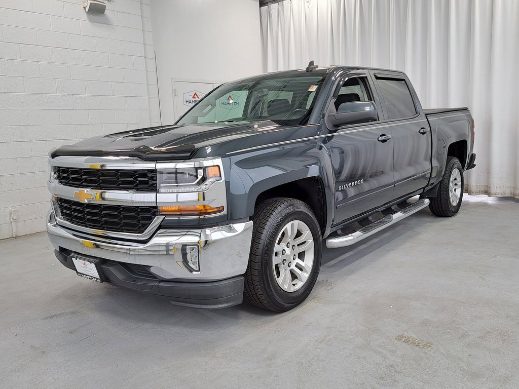 2018 Chevrolet Silverado 1500 LT photo 2