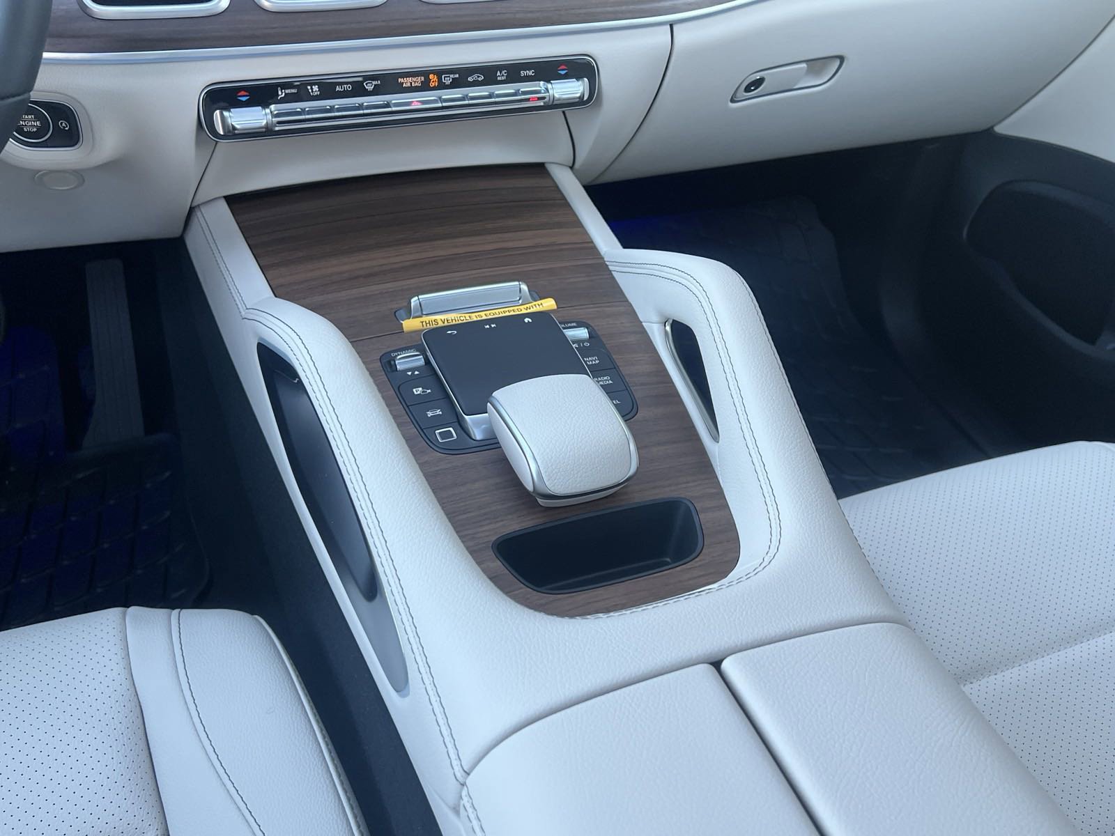 2025 Mercedes Benz GLE 350 photo 32