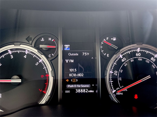 2024 Toyota 4Runner TRD Off-Road photo 7