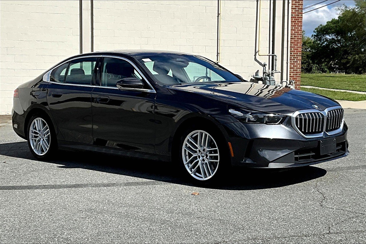 2025 Bmw 530i xDrive photo 2