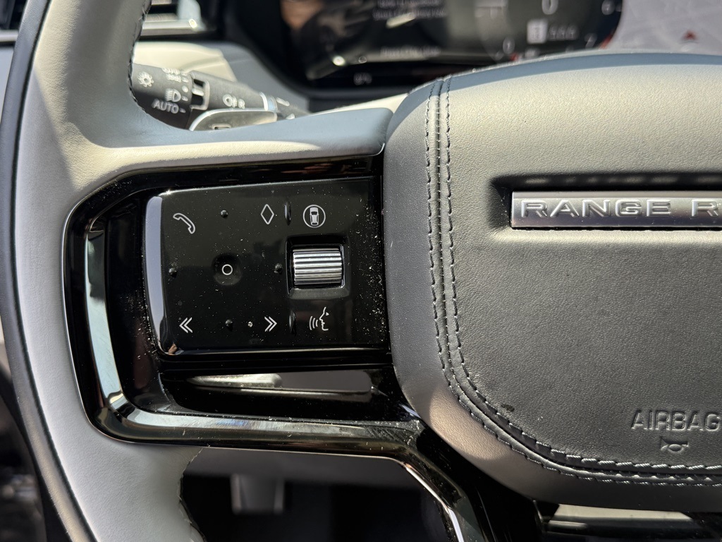 Used 2025 Black Land Rover S image 16