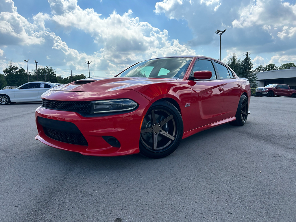 2019 Dodge Charger Scat Pack photo 2