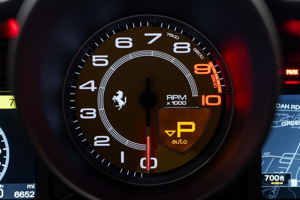 2015 Ferrari 458 Italia Base photo 23