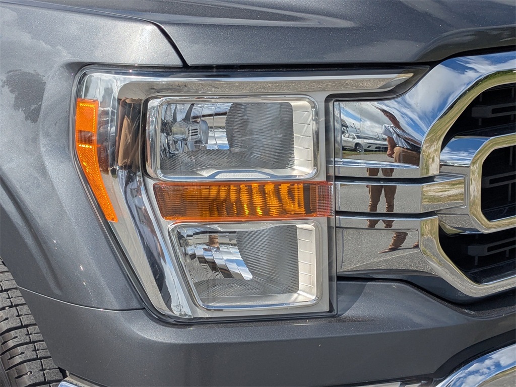 2022 Ford F-150 XLT photo 9