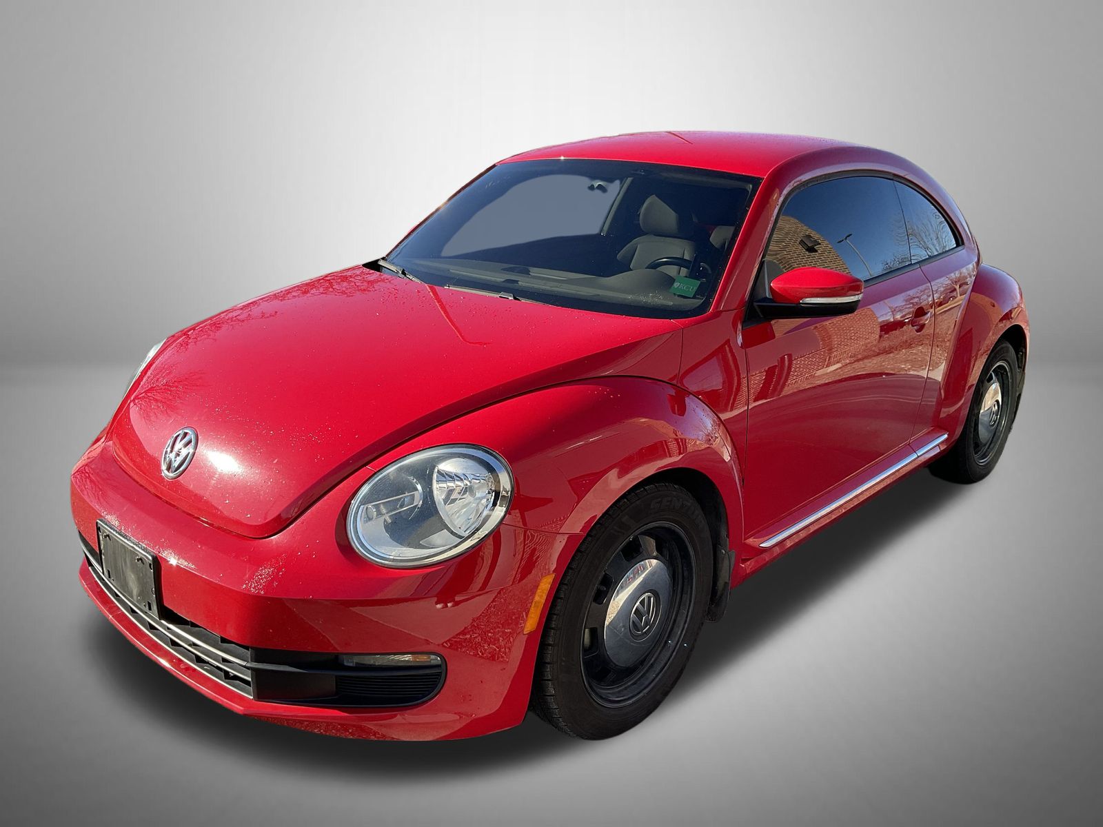 2014 Volkswagen Beetle 2.5's photo