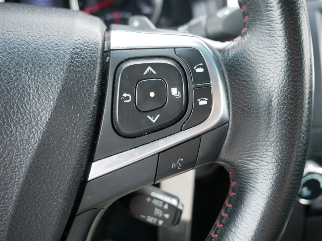 2016 Toyota Camry SE photo 24