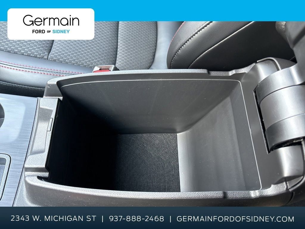 2024 Ford Escape ST-Line Select photo 32