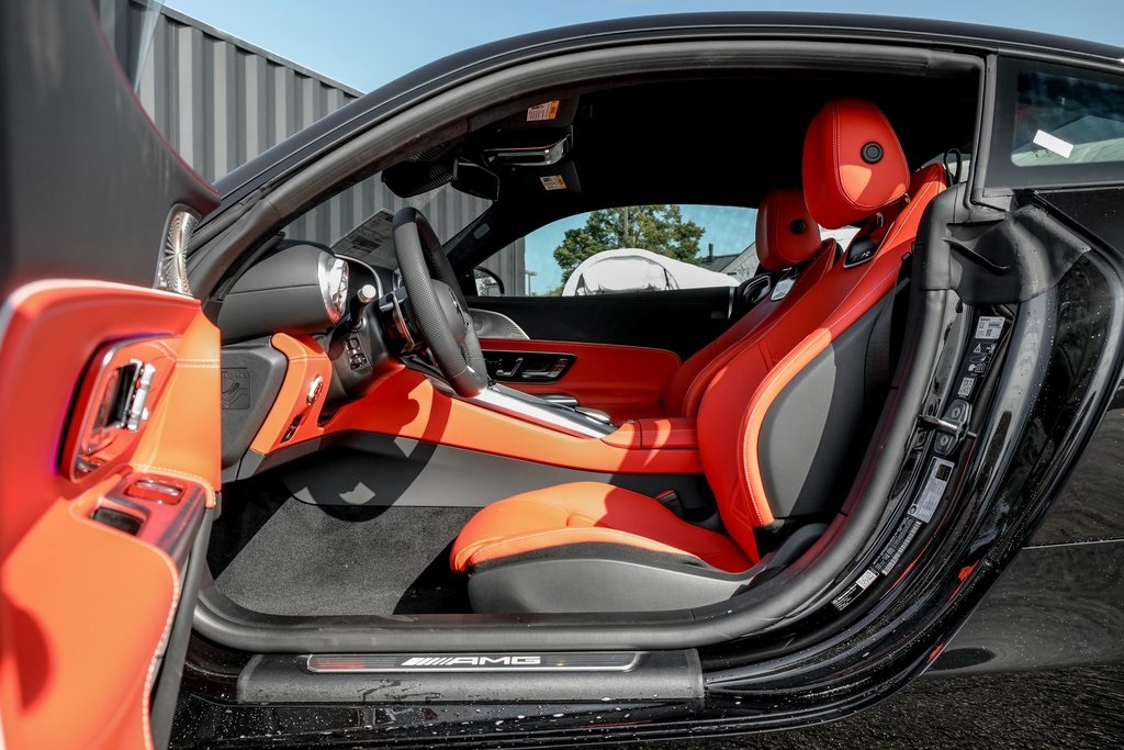 2026 Mercedes Benz AMG GT photo 13