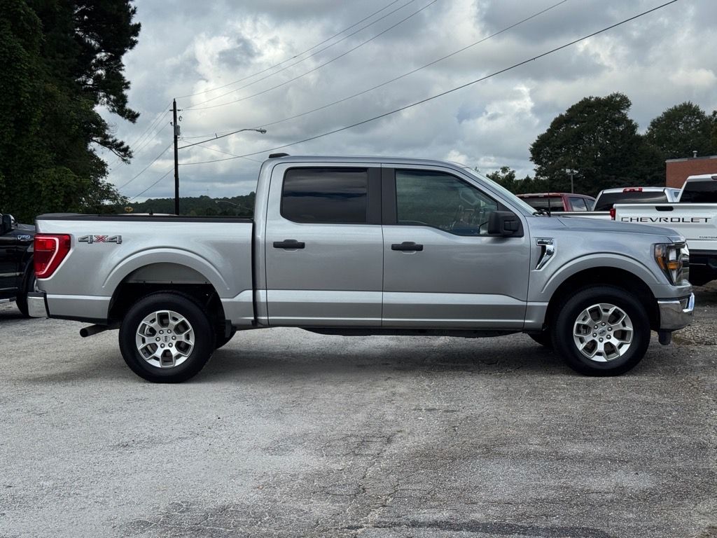 2023 Ford F-150 XLT photo 2