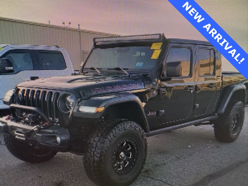 2020 Jeep Gladiator Rubicon photo 3