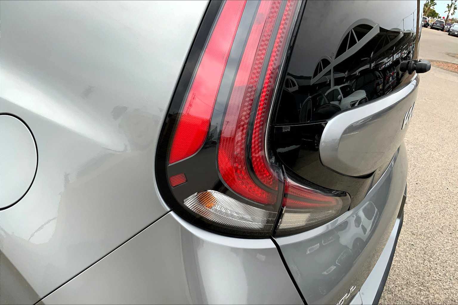 2023 Kia Soul LX photo 25