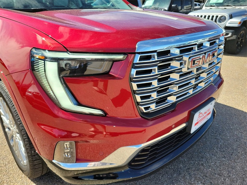 2024 Gmc Acadia Denali photo 13