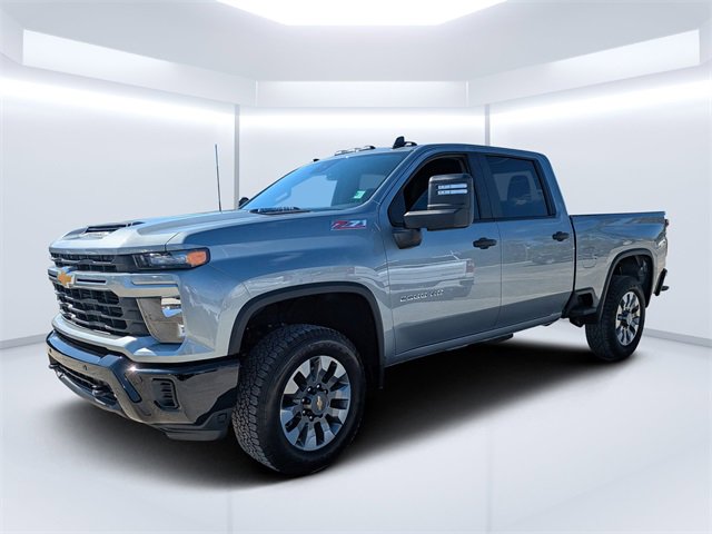 2025 Chevrolet Silverado 2500HD Custom photo 7