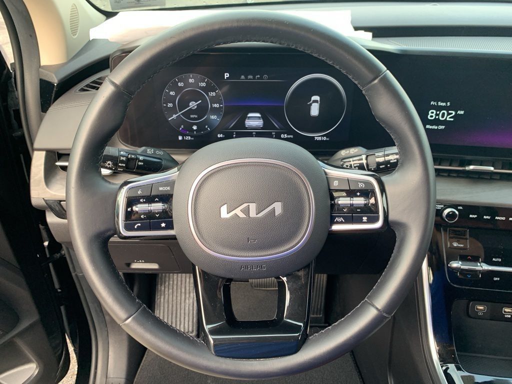 2023 Kia Carnival SX Prestige photo 25