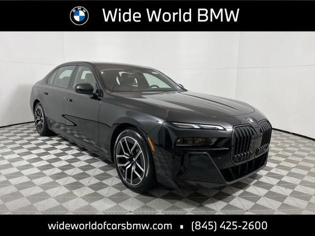 2025 BMW 760i