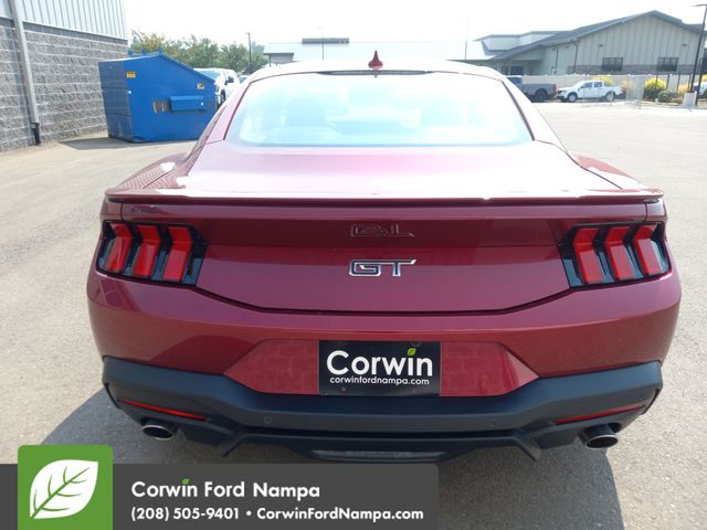 2025 Ford Mustang GT Premium photo 4