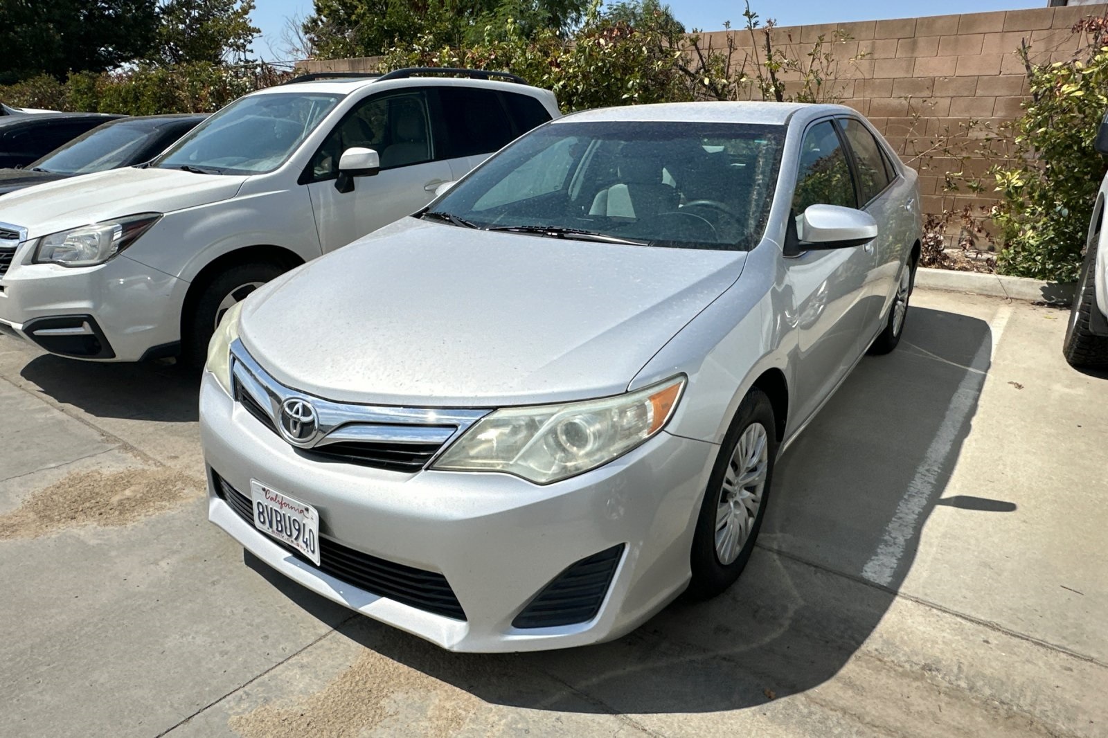 2014 Toyota Camry L photo 2