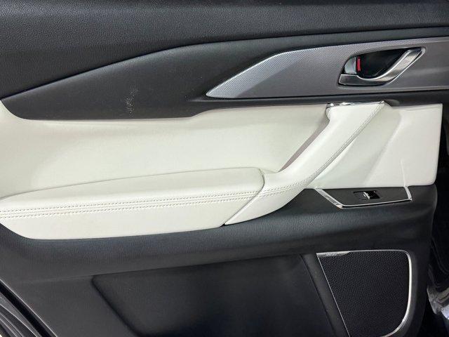 2022 Mazda CX-9 Signature photo 32