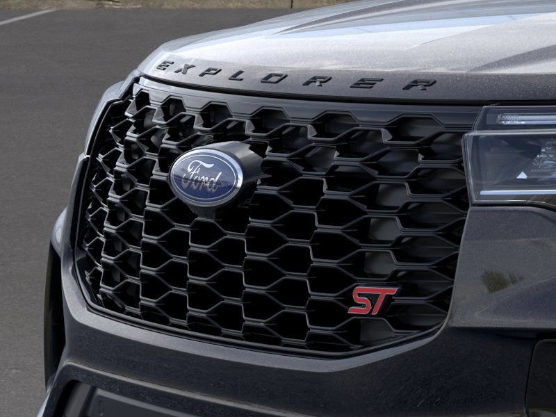 2025 Ford Explorer ST photo 35