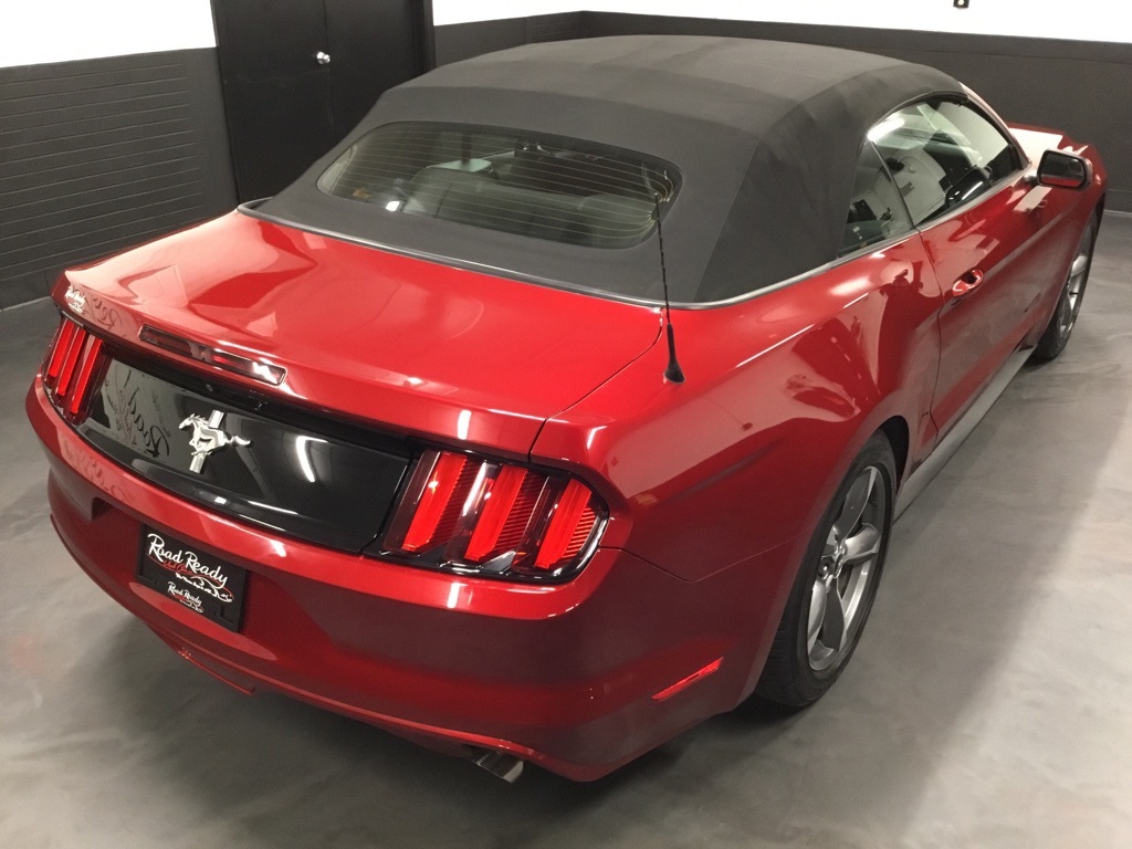 2016 Ford Mustang V6 Convertible photo 24