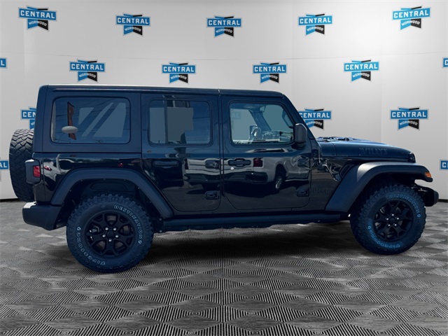 2021 Jeep Wrangler Unlimited Willys photo 6