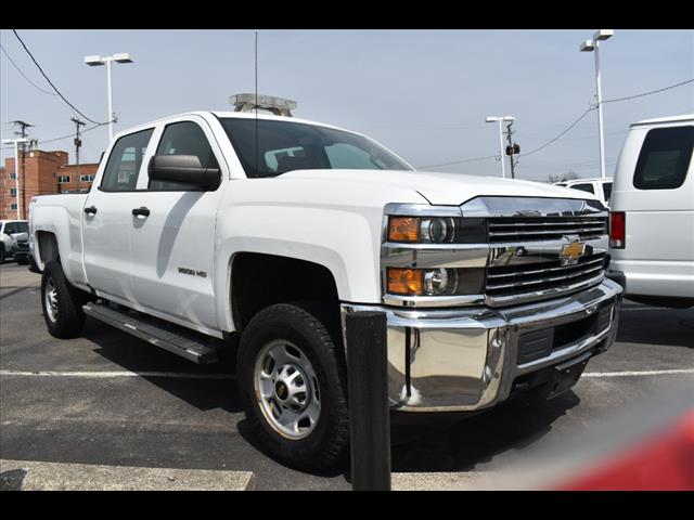 2017 Chevrolet Silverado 2500HD Work Truck photo 3