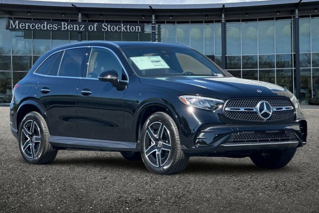 2025 Mercedes-Benz GLC