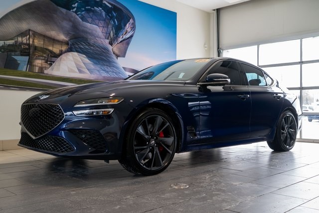 2023 GENESIS G70 Standard's photo