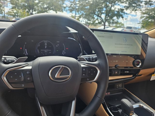 2026 Lexus NX 350h Premium photo 16