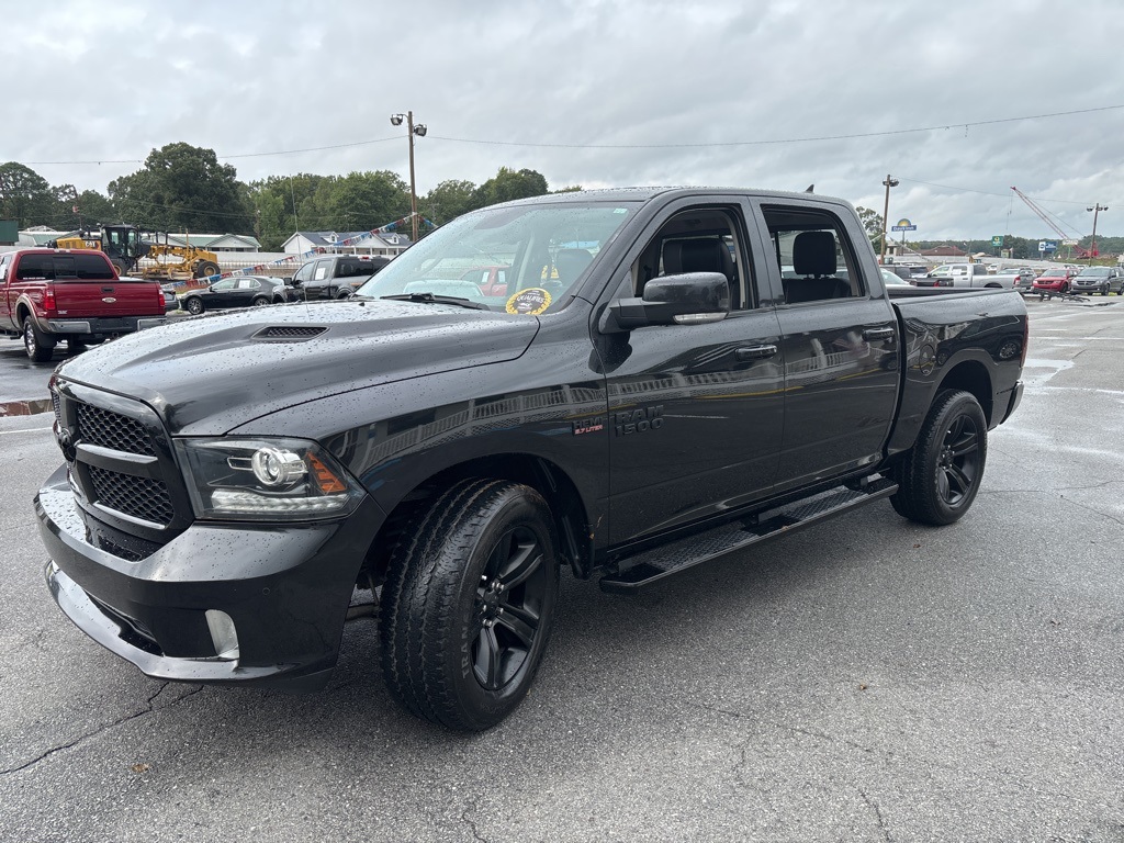 2018 Ram 1500 Sport photo 2