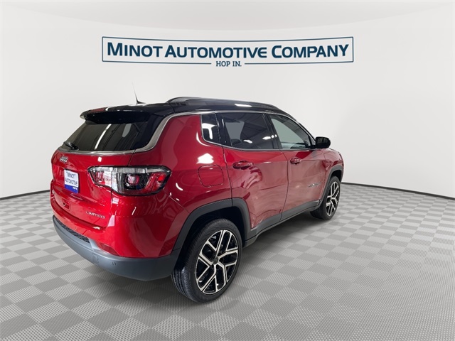 2025 Jeep Compass Limited photo 8