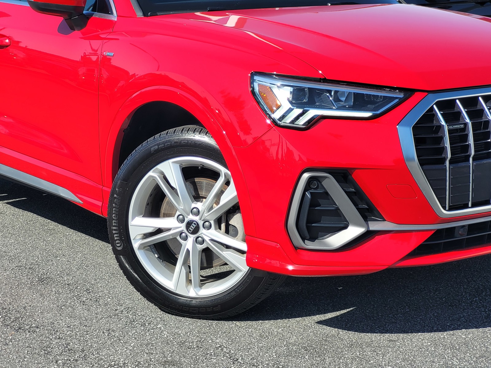 2022 Audi Q3 Premium Plus S line photo 2