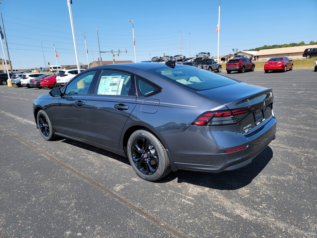 2025 Honda Accord SE photo 17