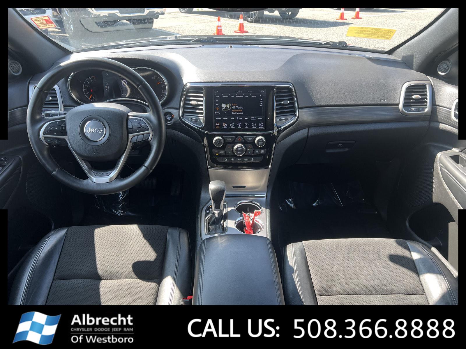 2022 Jeep Grand Cherokee Laredo X SE Altitude photo 22
