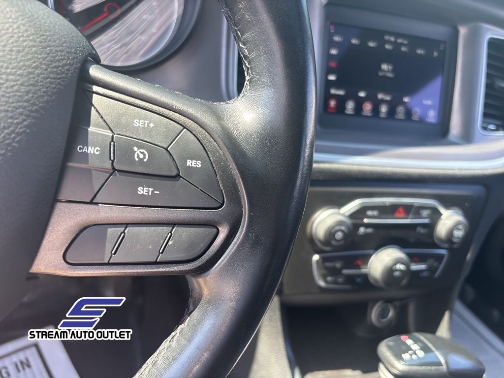 2022 Dodge Charger SXT photo 22