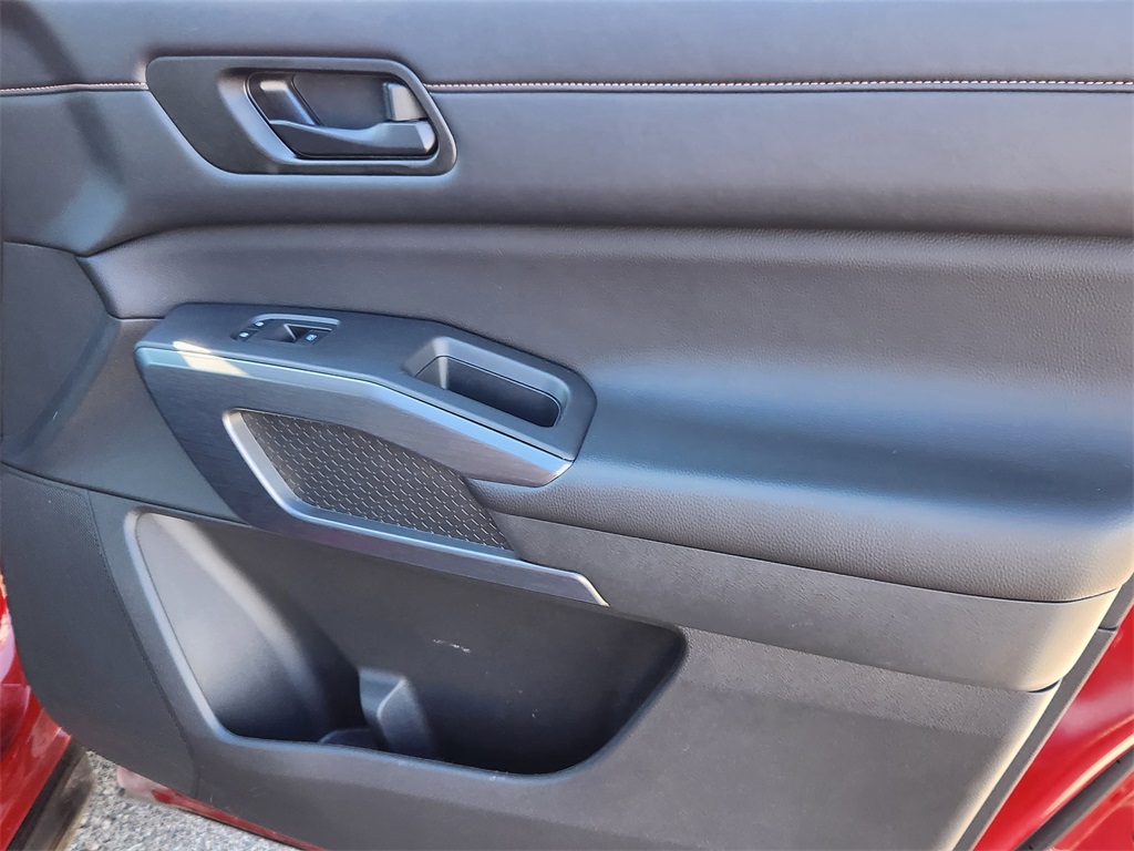 2023 Nissan Pathfinder Rock Creek photo 15