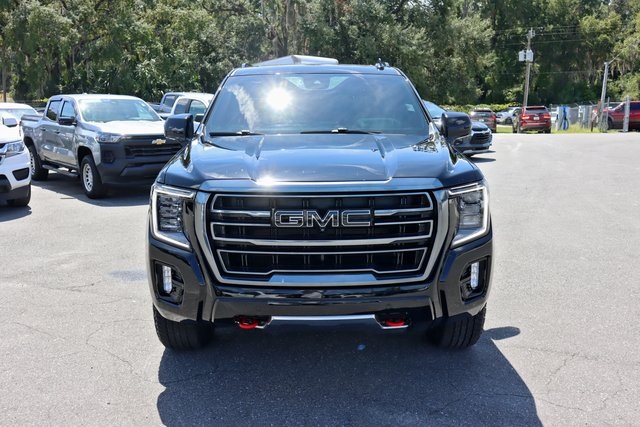 2023 Gmc Yukon AT4 photo 2
